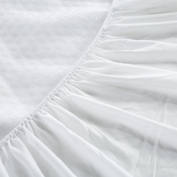 DreamZ Polyester Mattress Protector Topper back
