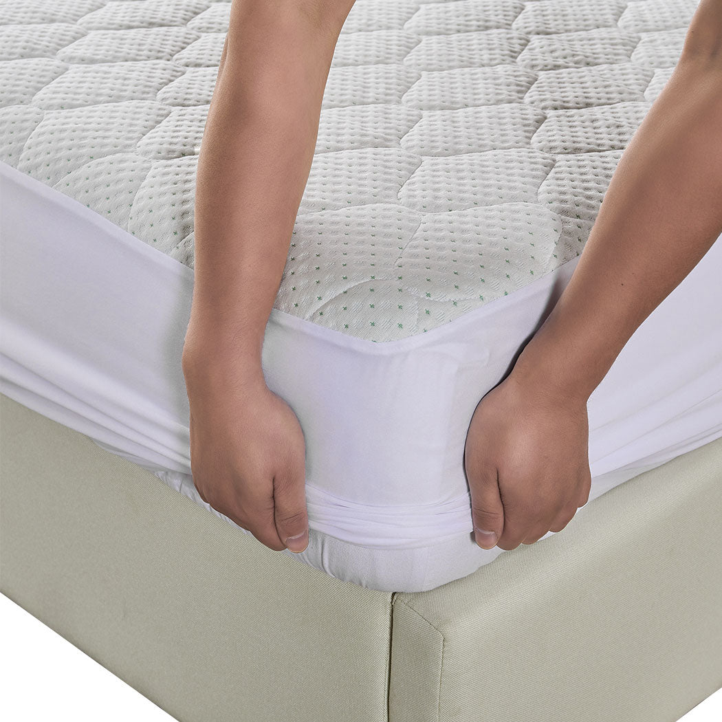 Dreamz Pillow Top Mattress Protector Topper edge