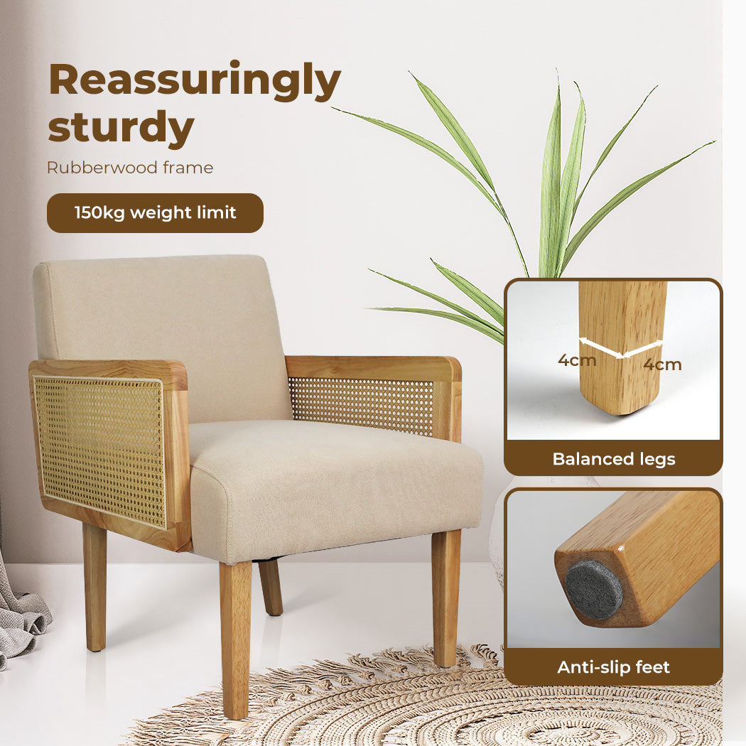 Levede Rattan Lounge Armchair has sturdy legs