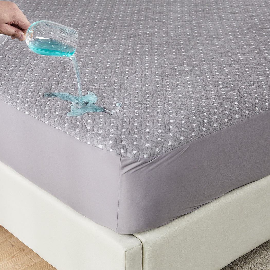 Dreamz Mattress Protector Topper Bamboo - Levede