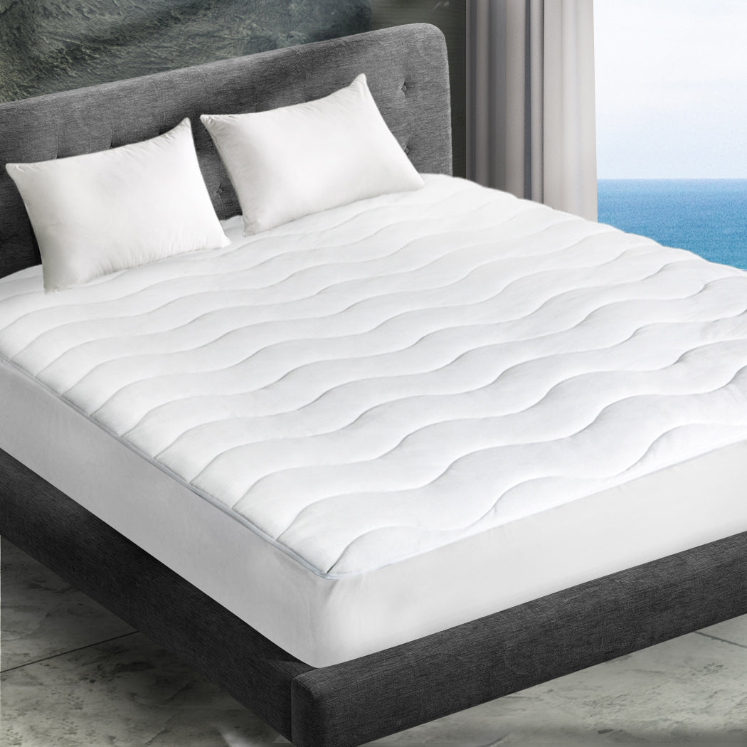 Dreamz Cool Mattress Topper Protector - Levede