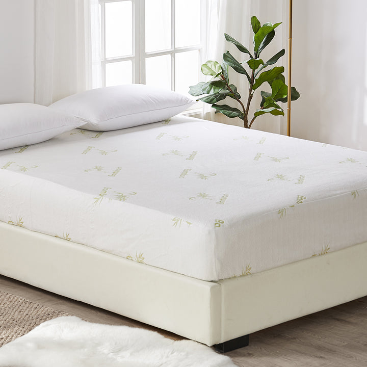 DreamZ Mattress Protector Topper 70% - Levede