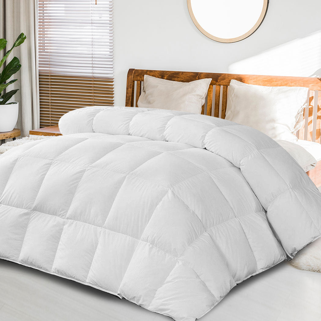 DreamZ Microfiber Quilt Doona Bedding Duvet for All Bed Sizes - Levede