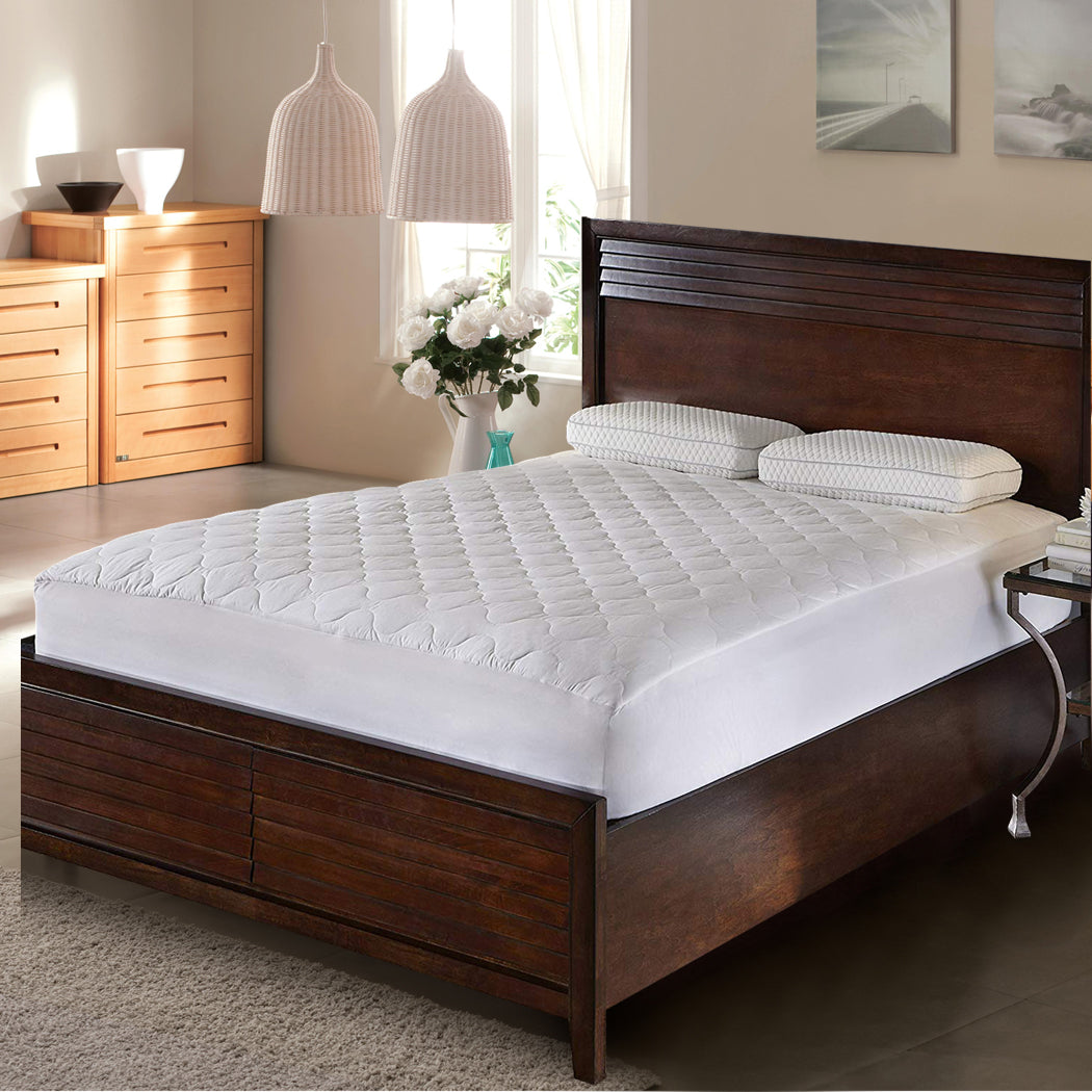 DreamZ Fitted Waterproof Bed Mattress - Levede