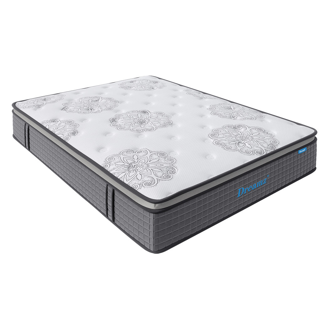 queen mattress with breathable knitted fabric and foam layers