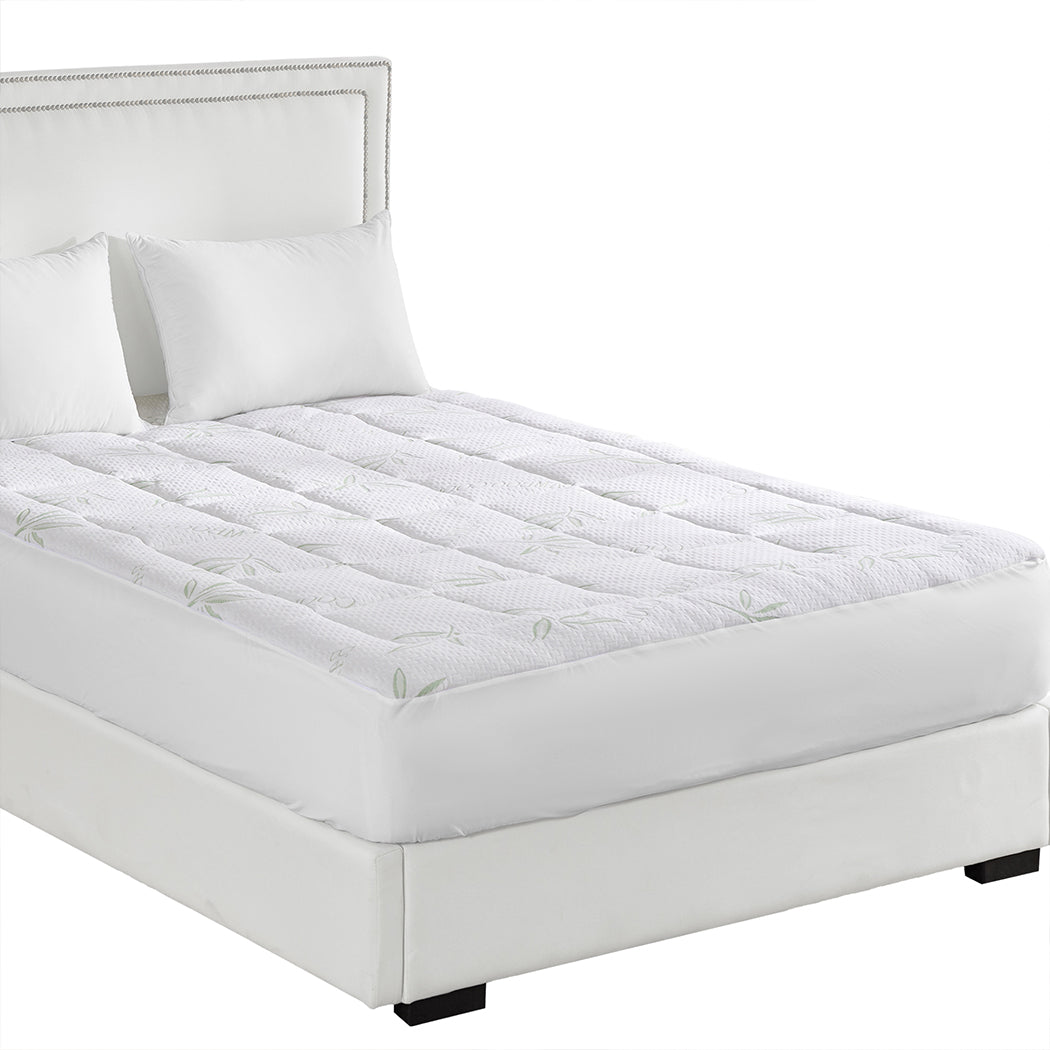 Dreamz Bamboo Pillowtop Mattress Topper - Levede