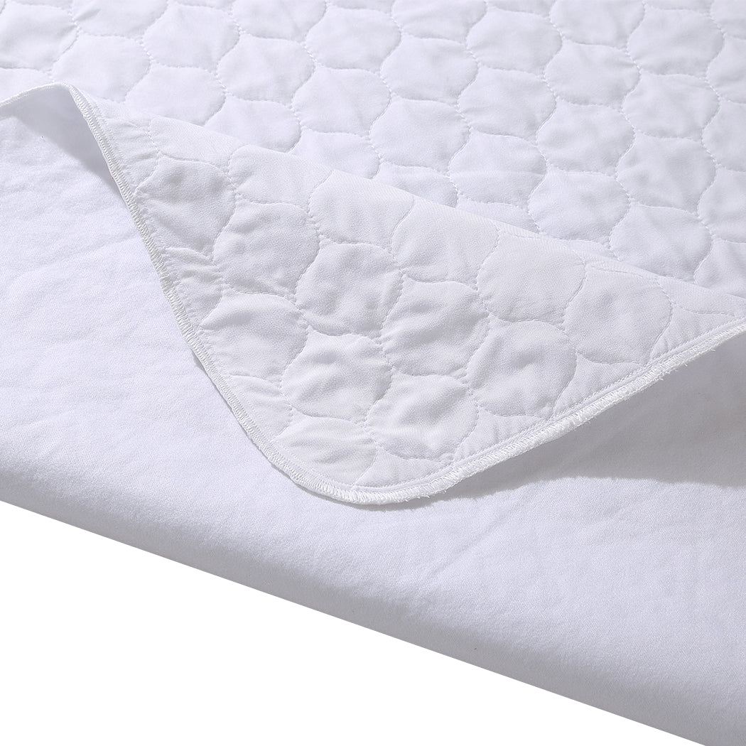 2x Bed Pad Waterproof Bed Protector - Levede